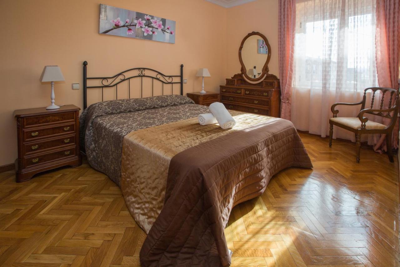 Apartamentos Turisticos Avila Villa Carmen II Exteriör bild